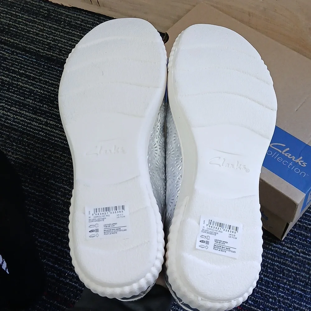 New Clarks Collection Caroline Rio Leather Sneaker 7 1/2 - Picture 7 of 8